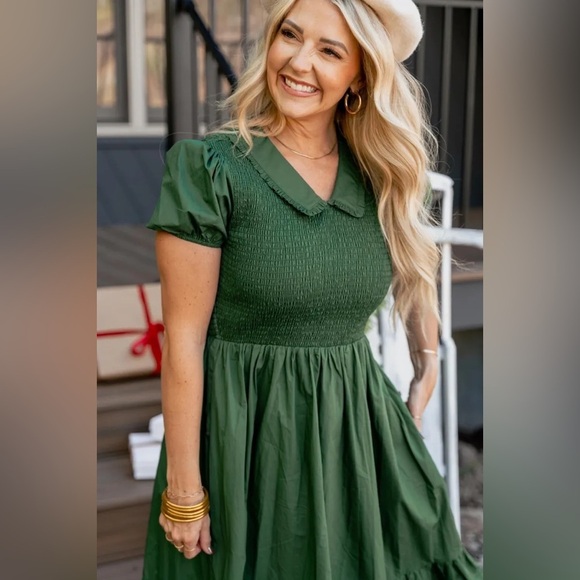 IVY CITY Addie Dress in Green Size 3X Elegant Green Dress - Picture 5 of 6